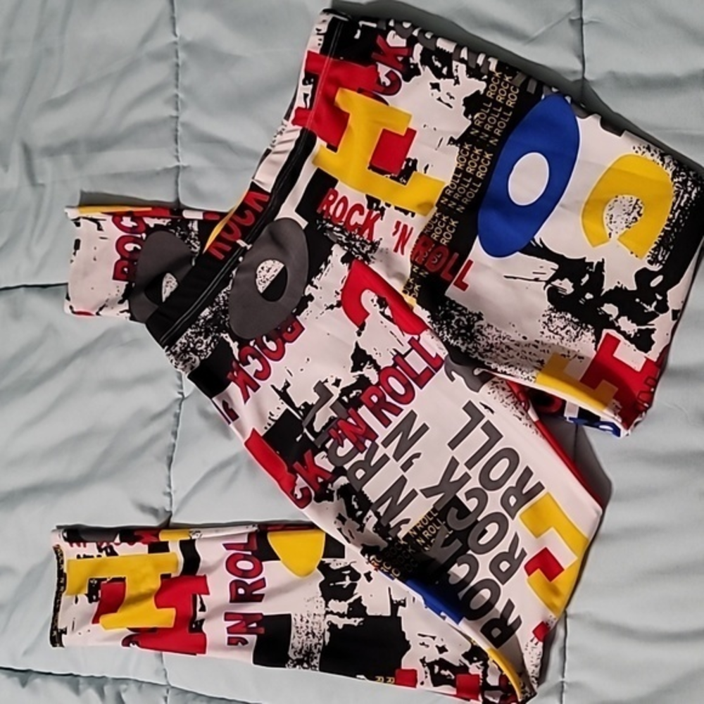 URBAN GROOVE Rock‎ 'N Roll Leggings Size SA NWOT Condition
